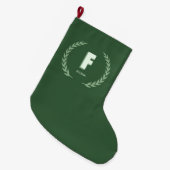 グリーンローレルリースのイニシャルFモノグラム ラージクリスマスストッキング (正面 (吊り時))