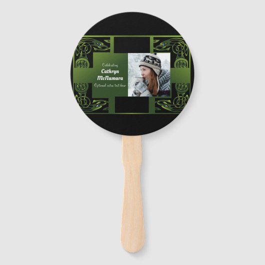 グリーン伝統的アイリッシュケルトデザイン ハンドファン (正面)