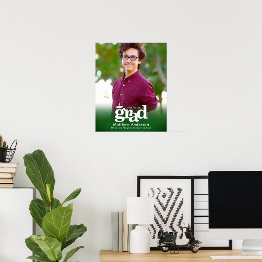 グリーン卒業写真はっきりしたタイポグラフィミニマル ポスター (ホームオフィス)