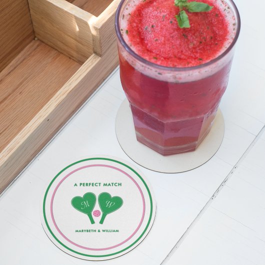 グリーン名門私立校風のとピンクの結婚ピックボール ラウンドペーパーコースター