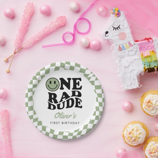 グリーン市松模様にスマイルワン素晴らしいデュード1歳の誕生日 ペーパープレート (パーティー)