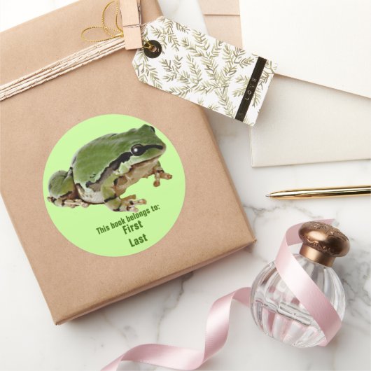 グリーン独身のフロッグアットレスト写真カスタム ラウンドシール (ギフト)