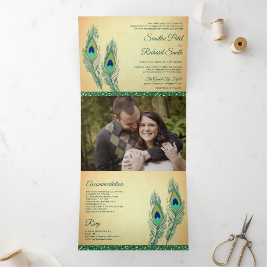 グリーン素朴インディアンピーコックフェザー結婚ズ 三つ折り招待状 (内部)