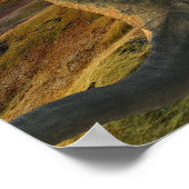 グリーン飛んでいるドラゴンファンタジー山脈 ポスター (角)