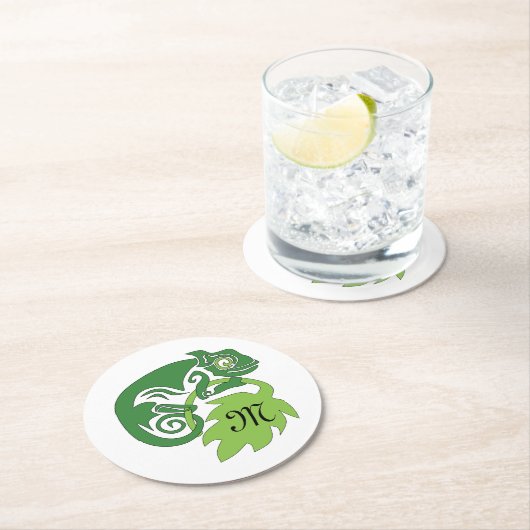 グリーン飲カメレオンリザぶら下がったード ラウンドペーパーコースター (インサイチュ)
