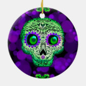 グリーン&パープルシュガー白熱［赤熱］光を放つスカルハロウィーン セラミックオーナメント (裏面)