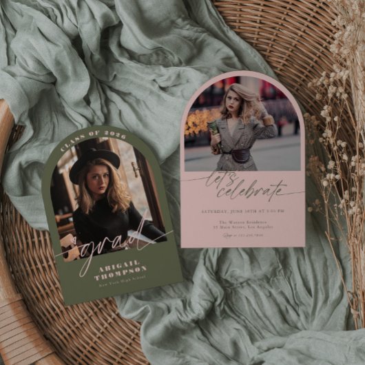 グリーン&ピンクのアーチ写真スクリプト 卒業式 招待状