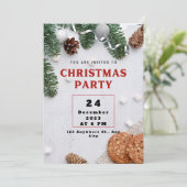 グリーン・ベージュ・レッドのクリスマスパーティー招待状 シーズンカード (スタンド正面)