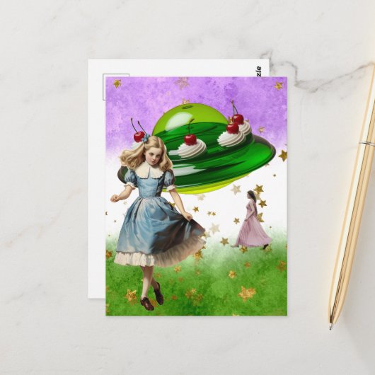グリーンUFO超現実的な甘いトリート ポストカード (正面/裏面インサイチュ)