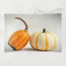 グルズトレイントレイ