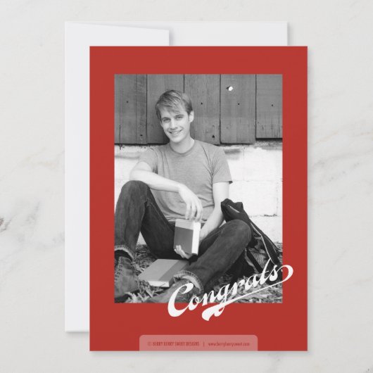 グルンジー大学院卒業招待状 – 赤 招待状 (裏面)