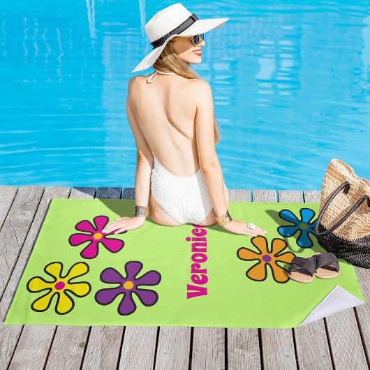 グルービヒッパイフラワー名前をカスタムする ビーチタオル