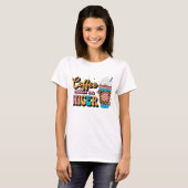 グルービーな70年代ヒョウ柄 コーヒーは私をやさしくする Tシャツ (正面フル)