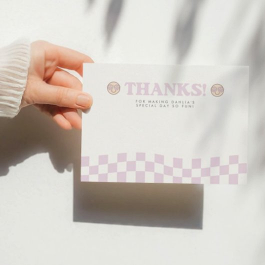 グルービーガール チェック ハッピー フェイス | 1歳の誕生日 サンキューカード