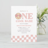 グルービーワンガール チェックハッピー フェイス | 誕生日 招待状 (スタンド正面)