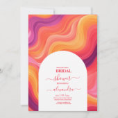 グルービー レトロ ピンクとオレンジのアーチ ブライダル 招待状 (正面)