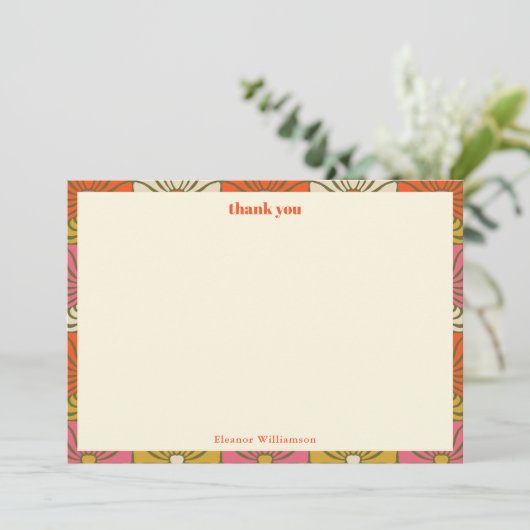 グルービー ヴィンテージ オレンジ フローラル ブライダル シャワー ネーム サンキューカード (スタンド正面)