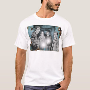 グループは1つを撃ちました Tシャツ