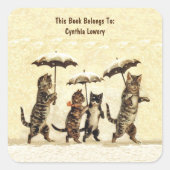 グループ猫ネコ歩くアップライトインスノーイエロー スクエアシール (正面)