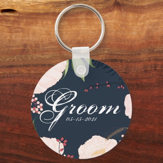 グルームキーチェーンベビーピンクコスモスオンネイビー キーホルダー (正面)