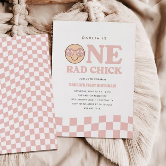 グルーヴィガールハ市松模様にッピー顔 |誕生日 招待状