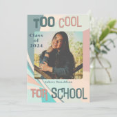 グルーヴィモダンピーチティール(緑がかった色)アクアレトロ卒業 案内状 (スタンド正面)