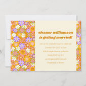 グルーヴィレトロオレンジパープルフローラブライダルシャワー 招待状 (正面)