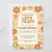 グルーヴィレトロチェッカーボードデイジー誕生日 招待状 (正面)