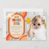 グルーヴィレトロレインボー誕生日サンキューカード 招待状 (正面)