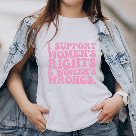 グルーヴィーなフェミニスト、女性の権利と間違いを支持する Tシャツ