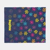 グルーヴィーヒッパイピースアンドフラワーシャワー名前をカスタムする フリースブランケット (正面(横))