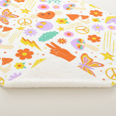 グルーヴィーヒッピートリップ(幻覚体験)のようなレトロフラワービファンキーーブ シェルパブランケット (3/4)