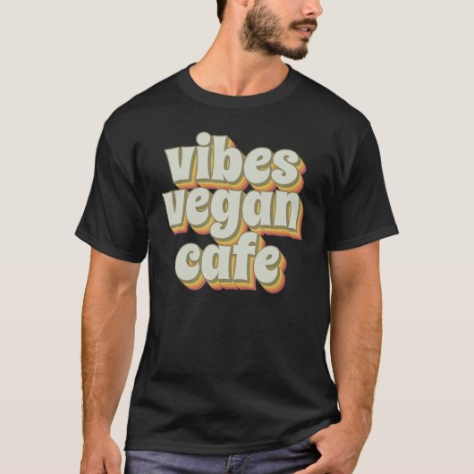 グルーヴィー ヴァイブス ヴィーガン カフェ Tシャツ (正面)