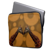 グルーヴィ・キリンは行け ラップトップスリーブ (正面左)