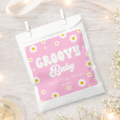 グルーヴベビーデイジーフラワーフローラピンクベビーシャワー フェイバーバッグ (クリップ留めされた状態)