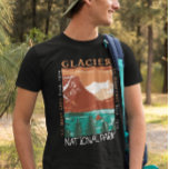 グレイシャーナショナルパークモンタナヴィンテージ Tシャツ<br><div class="desc">Glacier Parkベクトルアートワークデザイン。この公園はモンタナのロッキー山脈の荒野エリアで、氷河が刻まれた山頂と谷がカナダランニングに接して縁どいる。</div>