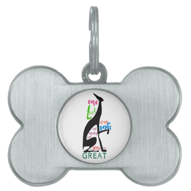 グレイハウンドイタリアンは私の犬の黒を愛スタイリッシュしてクールいる ペットネームタグ (正面)