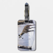 グレイハウンドイタリアンは雪のクリスマスを許す ラゲッジタグ (裏面縦)