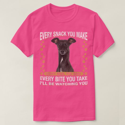 グレイハウンド犬おもしろいのママ、犬を作るすべてのスナック Tシャツ (デザイン正面)