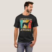 グレイハウンド男性へ女子グレイハウンドイタリアンレスキュー Tシャツ (正面フル)