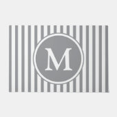 グレエレガントーストライプズ・モノグラム ドアマット (正面)