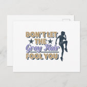 グレーおもしろいヘアランニング引用文 – オールドランナー ポストカード (正面/裏面)