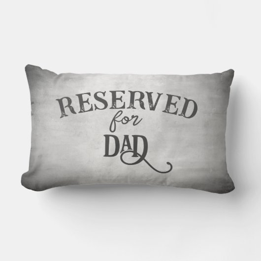 グレーでパパまたは名前をカスタムするのために予約されている ランバークッション (正面)