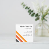 グレーとオレンジのレトロストライプなロゴを白に追加 スクエア名刺 (スタンド正面)