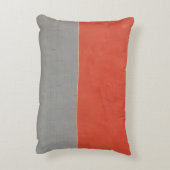 グレーとオレンジの絵を描壁 アクセントクッション (裏面(縦))