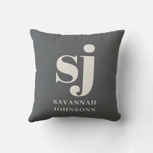 グレーとクリームモノグラムイニシャル クッション (裏面)