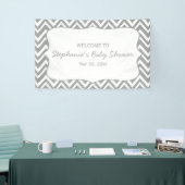 グレーとパステルピンクシェブロン赤ちゃんシャワー 横断幕 (トレードショー)