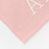 グレーとピンクのストライプモノグラム |編集可能な色 フリースブランケット (角)