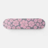 グレーとピンクの花柄 スケートボード (横)