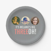 グレーとピンクの30th THREEOH!写真誕生日 ペーパープレート (正面)